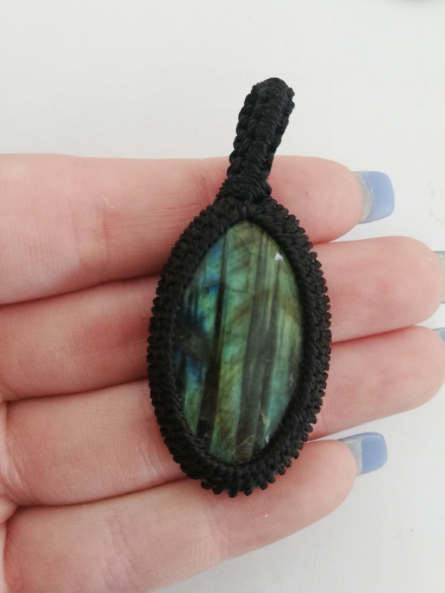 Macrame Pendant - Labradorite Macrame Pendant - Labradorite